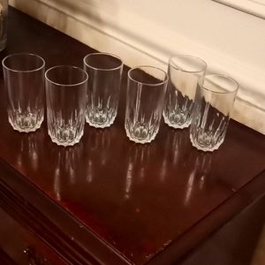 Beverage glasses